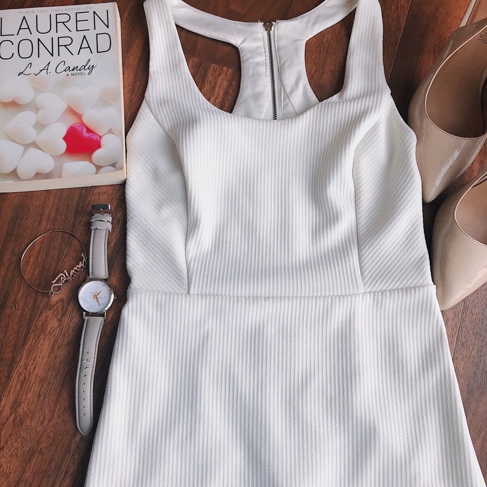 Tight White Dress Size XSmall